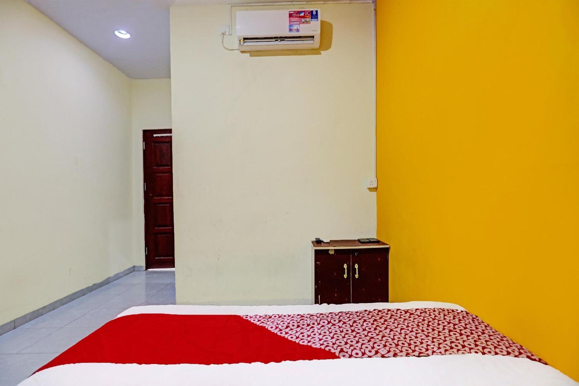 נגויה Oyo 92322 Hasan House Syariahnearpelabuhan Feri Harbor Bay מראה חיצוני תמונה